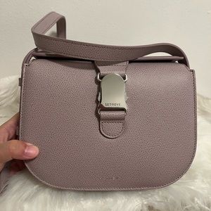 SENREVE CADENCE CROSSBODY In lavender color